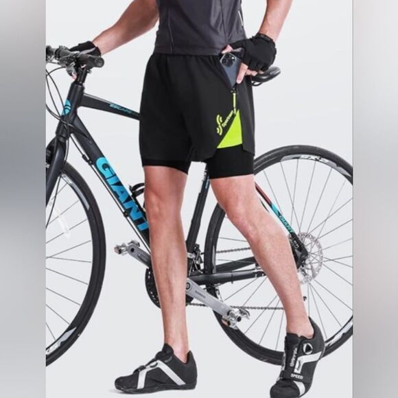 ☔️⏭️NWT Black & Neon Yellow Padded Bike Shorts Men's Small - Picture 1 of 10